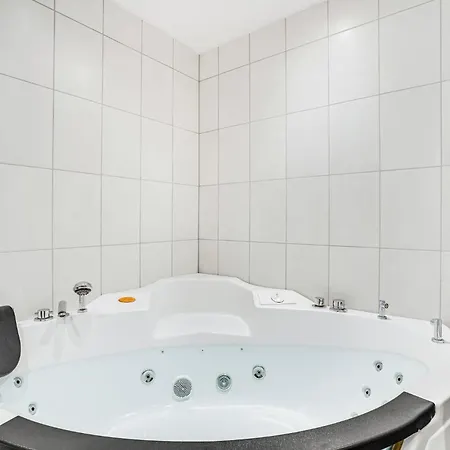 Semesterbostad Pet Friendly Home In Romo With Wifi *